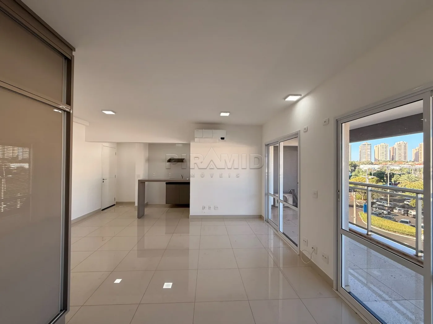 Alugar Apartamento / Padr&atilde;o em Ribeir&atilde;o Preto R$ 2.200,00 - Foto 7