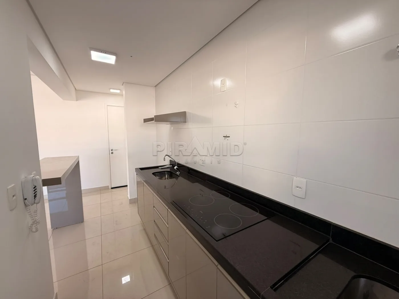 Alugar Apartamento / Padr&atilde;o em Ribeir&atilde;o Preto R$ 2.200,00 - Foto 11