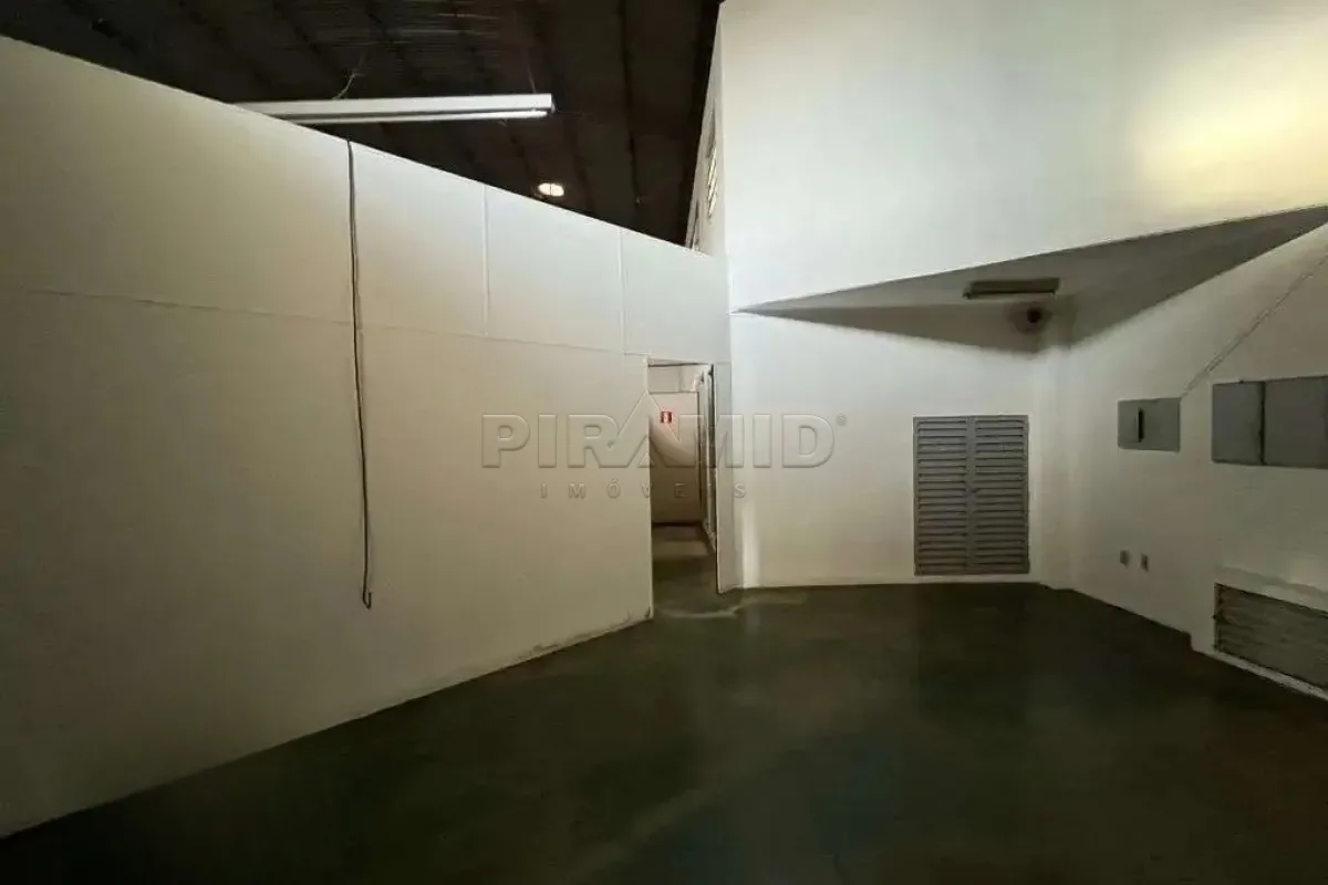 Alugar Comercial / Galp&atilde;o  Barrac&atilde;o em Ribeir&atilde;o Preto R$ 6.000,00 - Foto 7