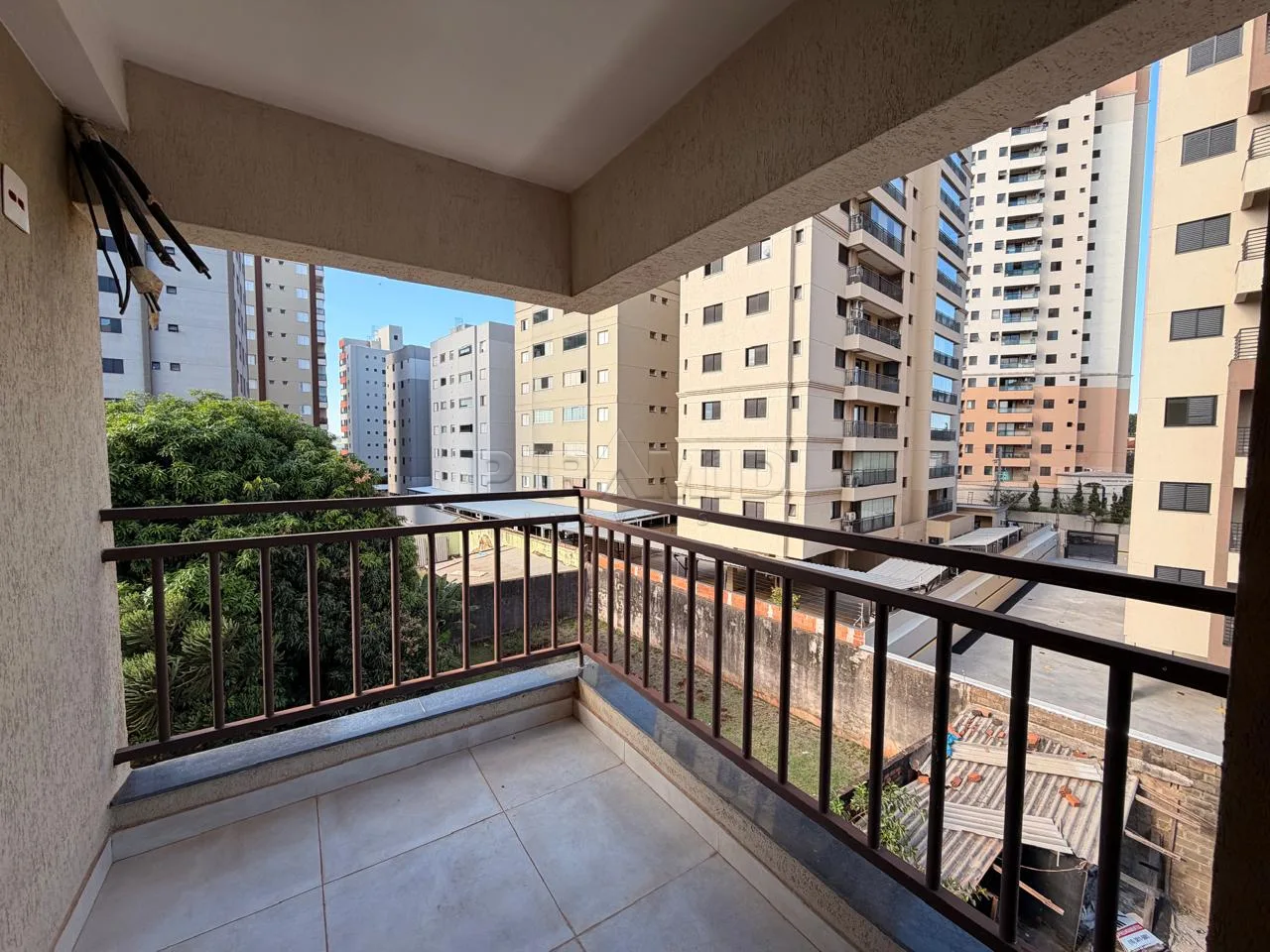 Alugar Apartamento / Padr&atilde;o em Ribeir&atilde;o Preto R$ 2.200,00 - Foto 6