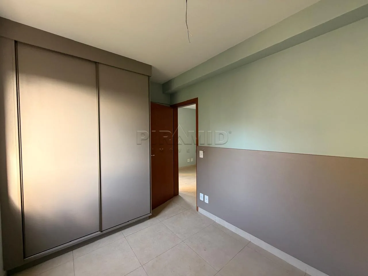 Alugar Apartamento / Padr&atilde;o em Ribeir&atilde;o Preto R$ 2.200,00 - Foto 11