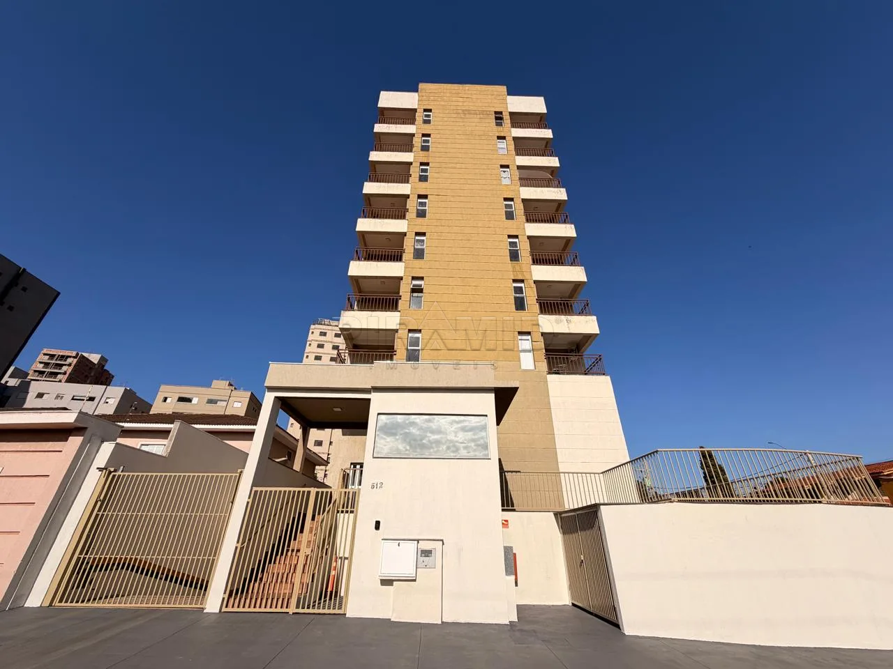Alugar Apartamento / Padr&atilde;o em Ribeir&atilde;o Preto R$ 2.200,00 - Foto 16