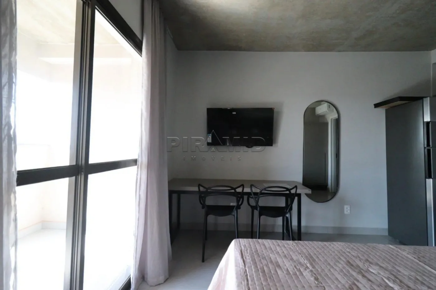 Alugar Apartamento / Padr&atilde;o em Ribeir&atilde;o Preto R$ 2.100,00 - Foto 3