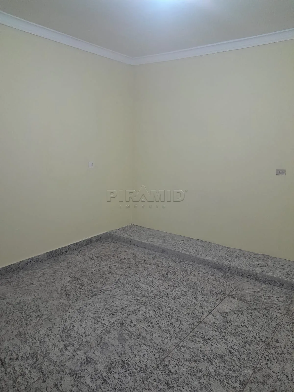 Comprar Casa / Padr&atilde;o em Ribeir&atilde;o Preto R$ 250.000,00 - Foto 1