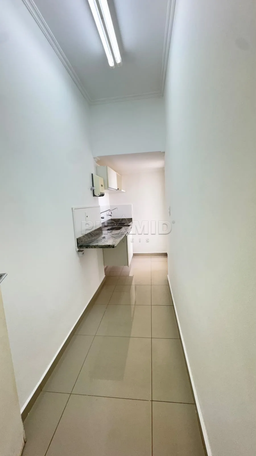 Alugar Comercial / Casa em Ribeir&atilde;o Preto R$ 5.000,00 - Foto 5