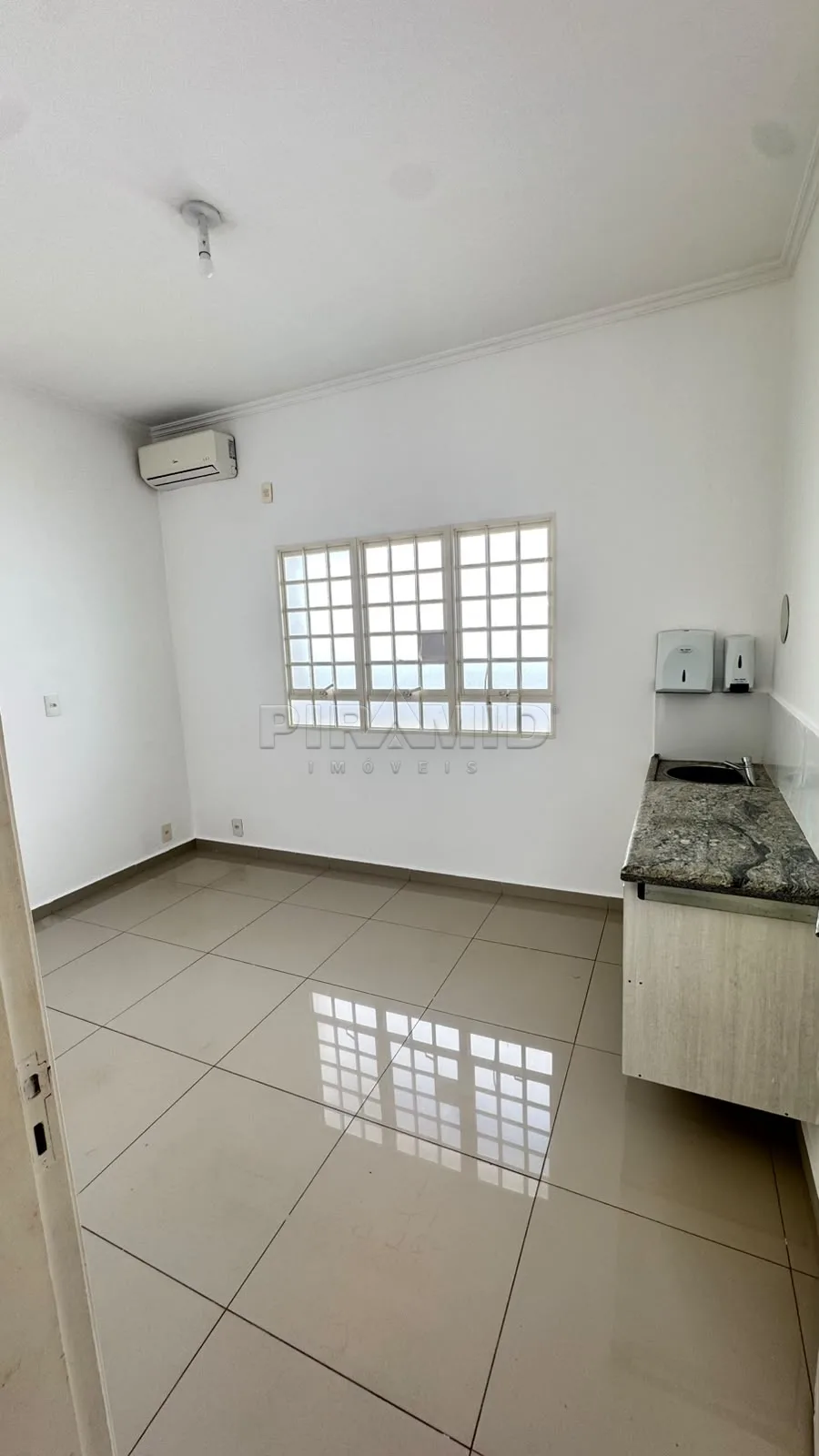 Alugar Comercial / Casa em Ribeir&atilde;o Preto R$ 5.000,00 - Foto 9