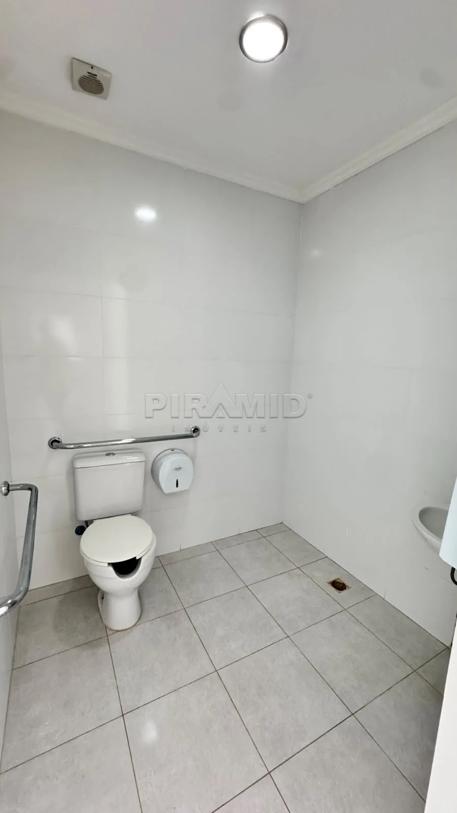 Alugar Comercial / Casa em Ribeir&atilde;o Preto R$ 5.000,00 - Foto 13