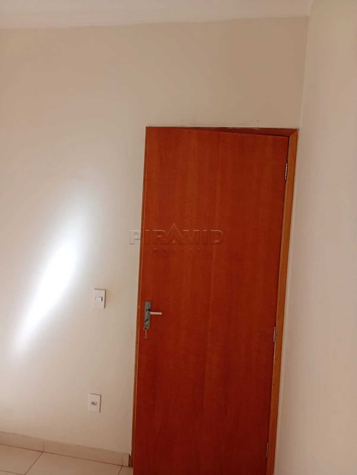 Comprar Casa / Padr&atilde;o em Ribeir&atilde;o Preto R$ 350.000,00 - Foto 14