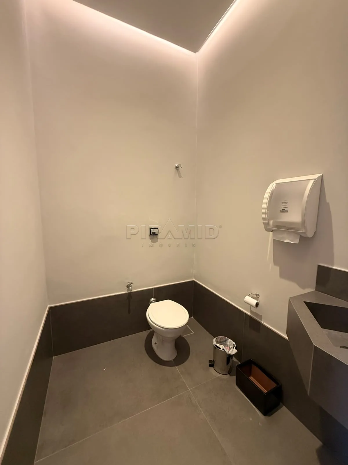 Alugar Comercial / Ponto Comercial em Ribeir&atilde;o Preto R$ 50.000,00 - Foto 5