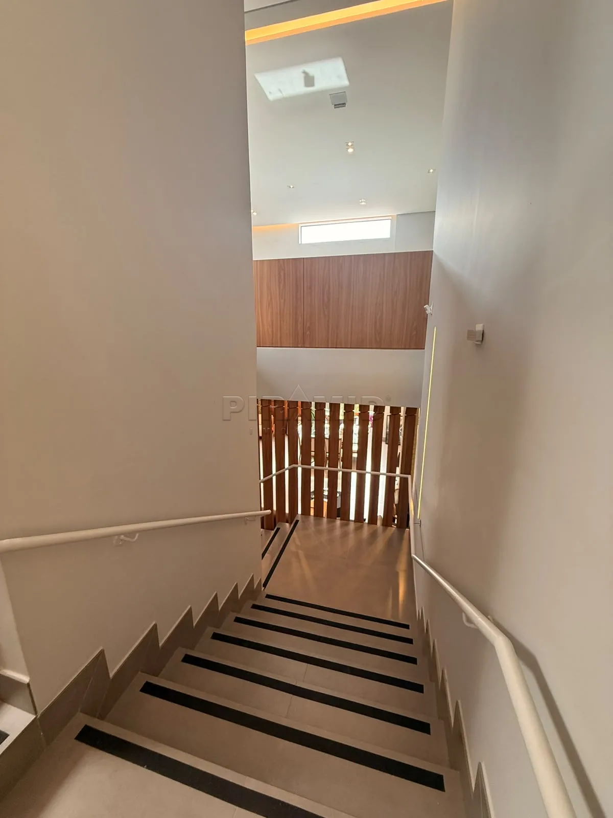 Alugar Comercial / Ponto Comercial em Ribeir&atilde;o Preto R$ 50.000,00 - Foto 6