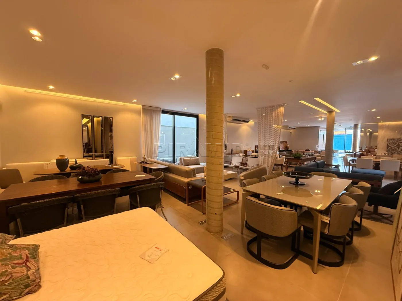 Alugar Comercial / Ponto Comercial em Ribeir&atilde;o Preto R$ 50.000,00 - Foto 14