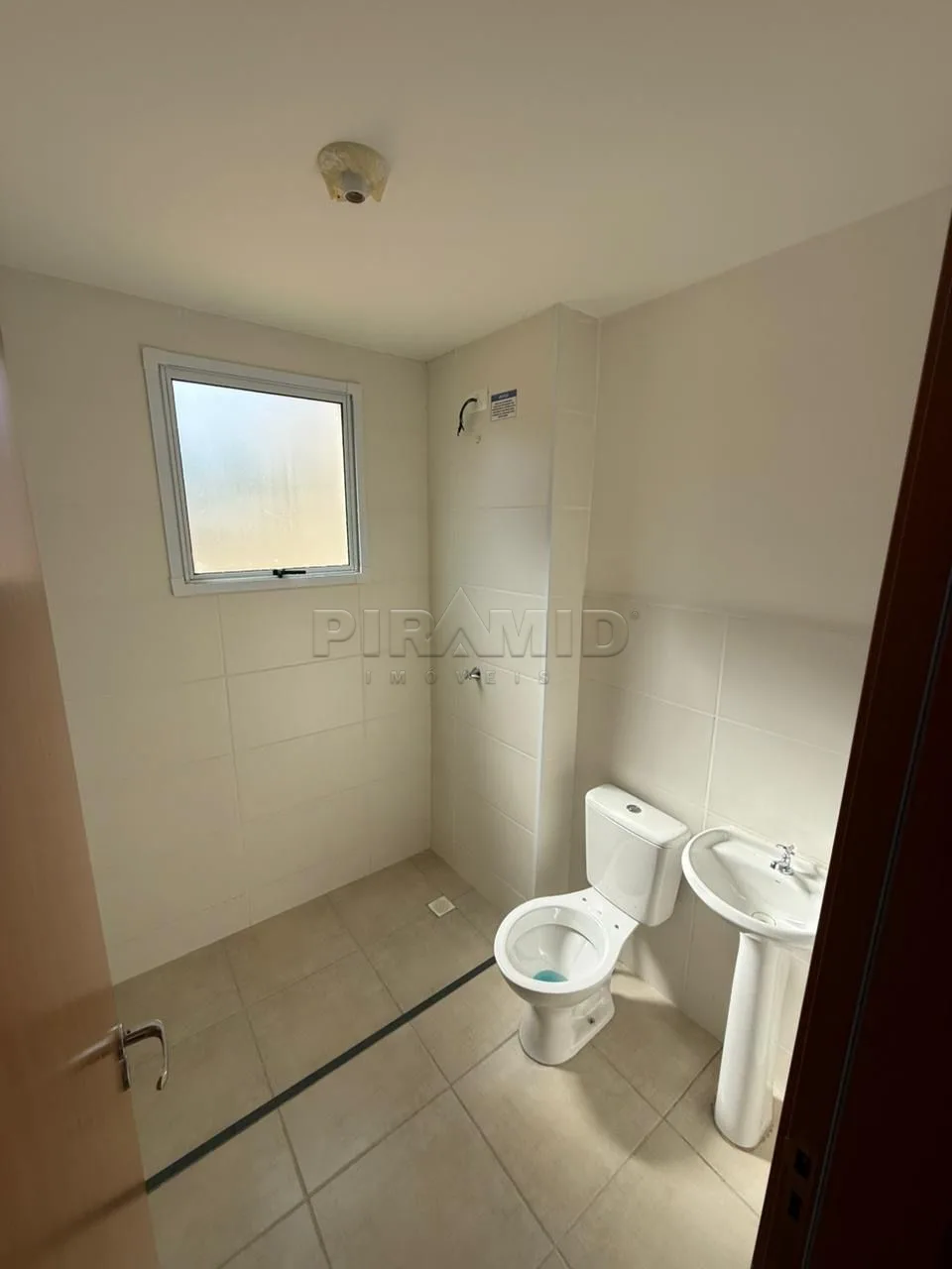 Comprar Apartamento / Padr&atilde;o em Ribeir&atilde;o Preto R$ 149.000,00 - Foto 3