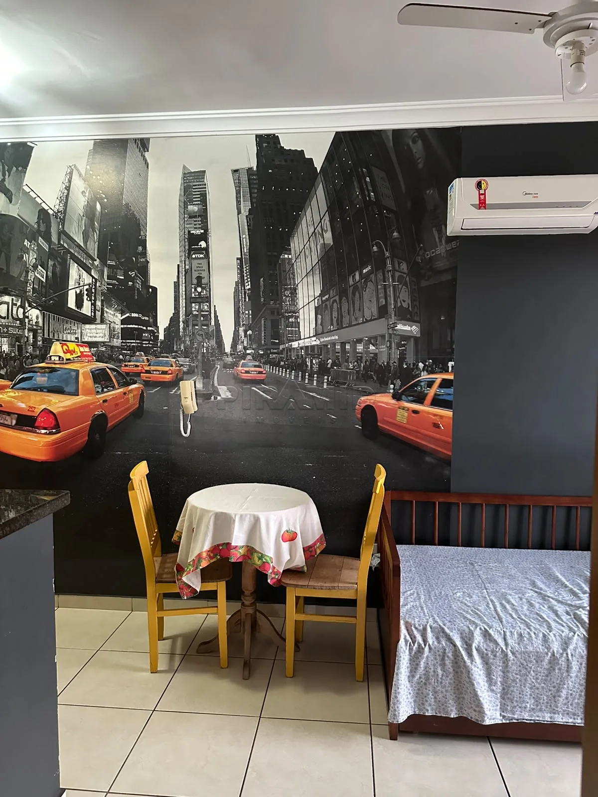 Alugar Apartamento / Padr&atilde;o em Ribeir&atilde;o Preto R$ 1.900,00 - Foto 4