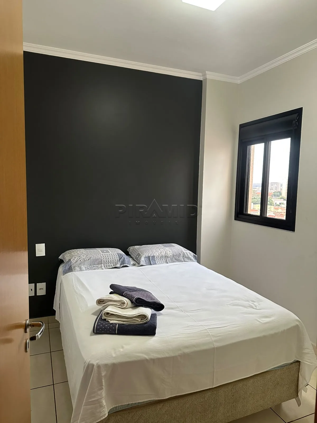 Alugar Apartamento / Padr&atilde;o em Ribeir&atilde;o Preto R$ 1.900,00 - Foto 8