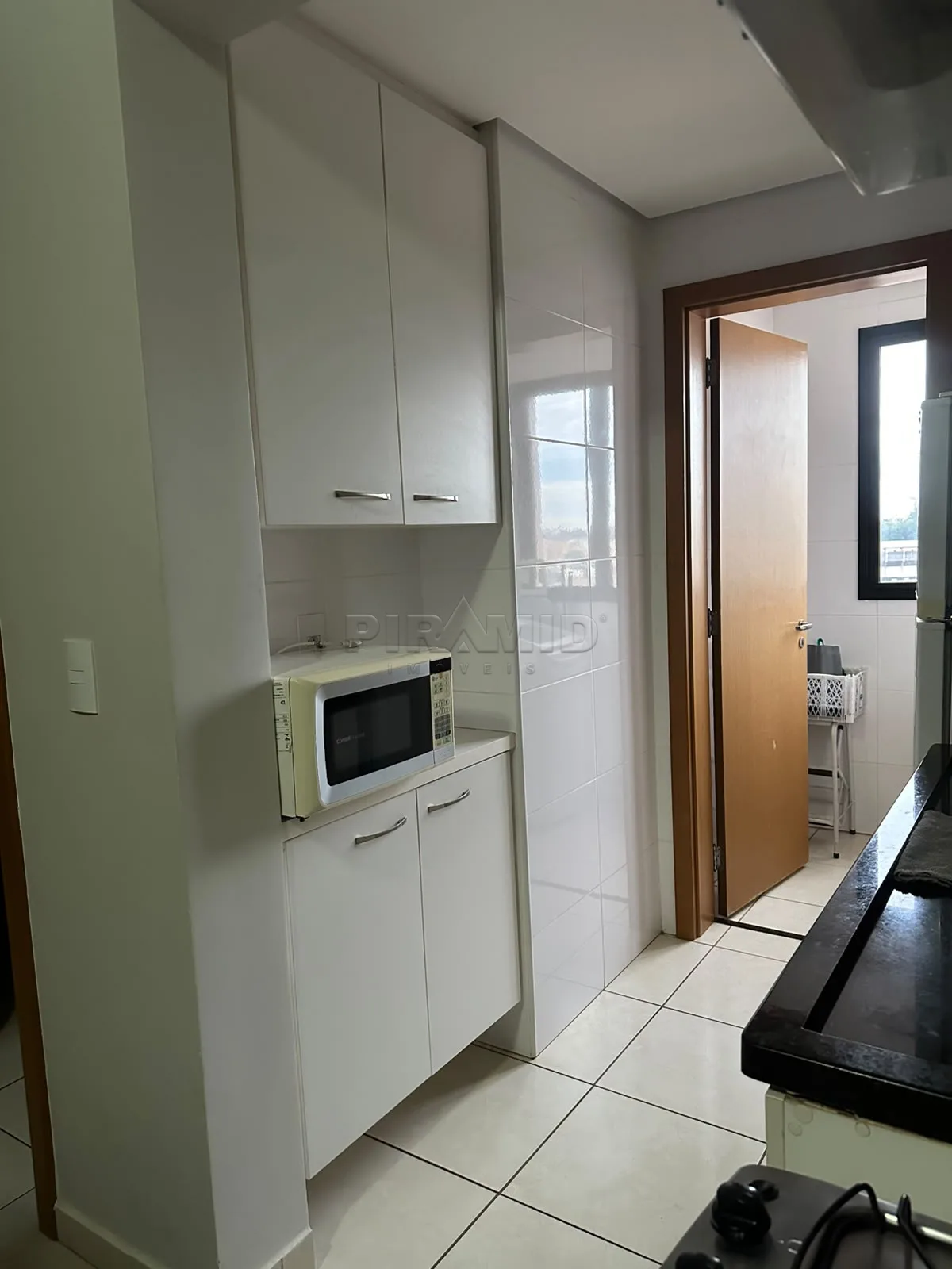 Alugar Apartamento / Padr&atilde;o em Ribeir&atilde;o Preto R$ 1.900,00 - Foto 12