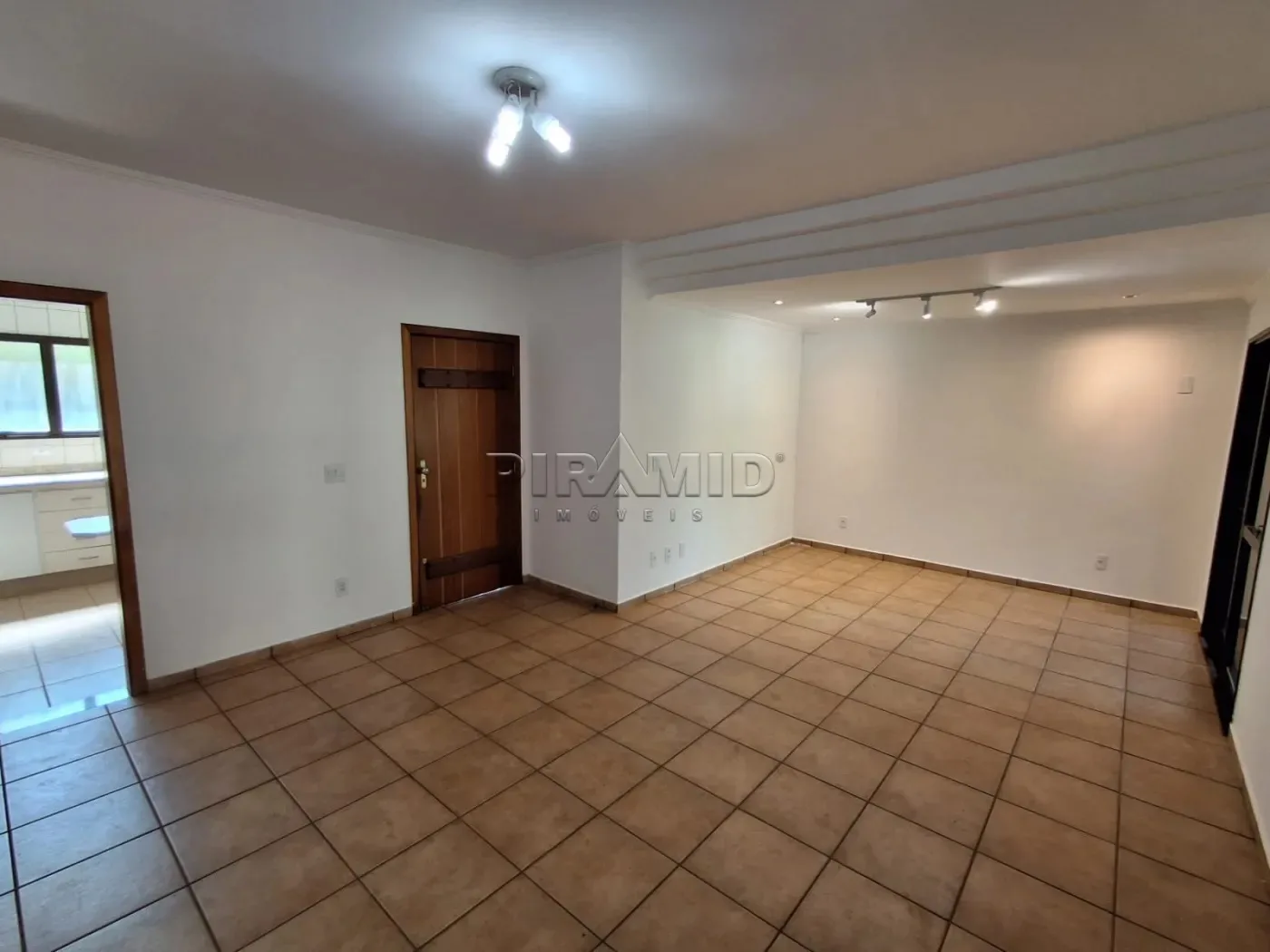 Alugar Casa / Condom&iacute;nio em Bonfim Paulista R$ 5.900,00 - Foto 4