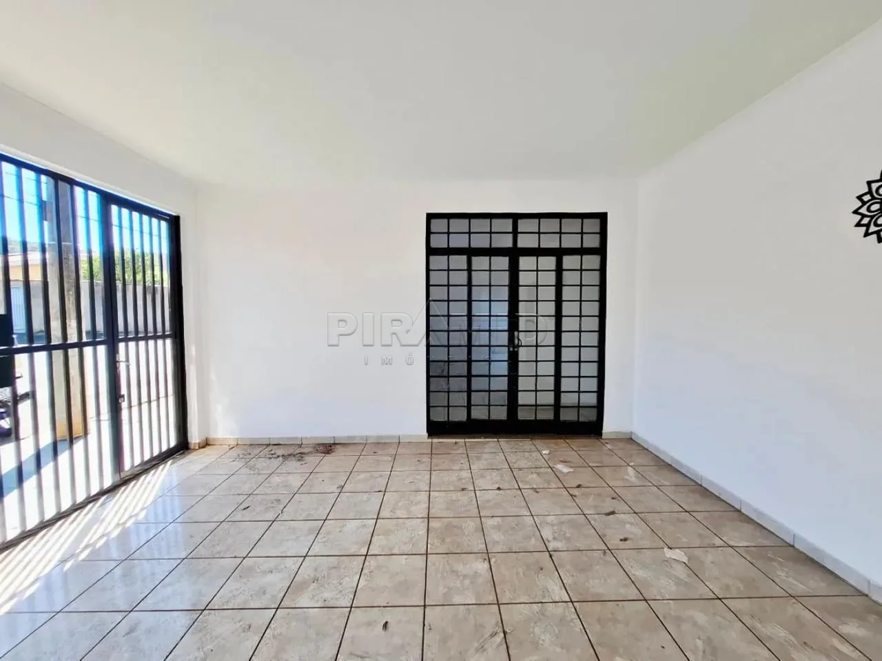 Alugar Casa / Padr&atilde;o em Ribeir&atilde;o Preto R$ 1.800,00 - Foto 1