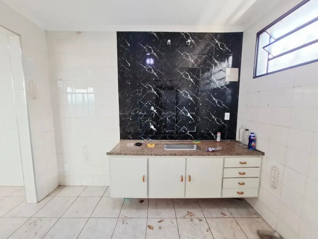Alugar Casa / Padr&atilde;o em Ribeir&atilde;o Preto R$ 1.800,00 - Foto 13