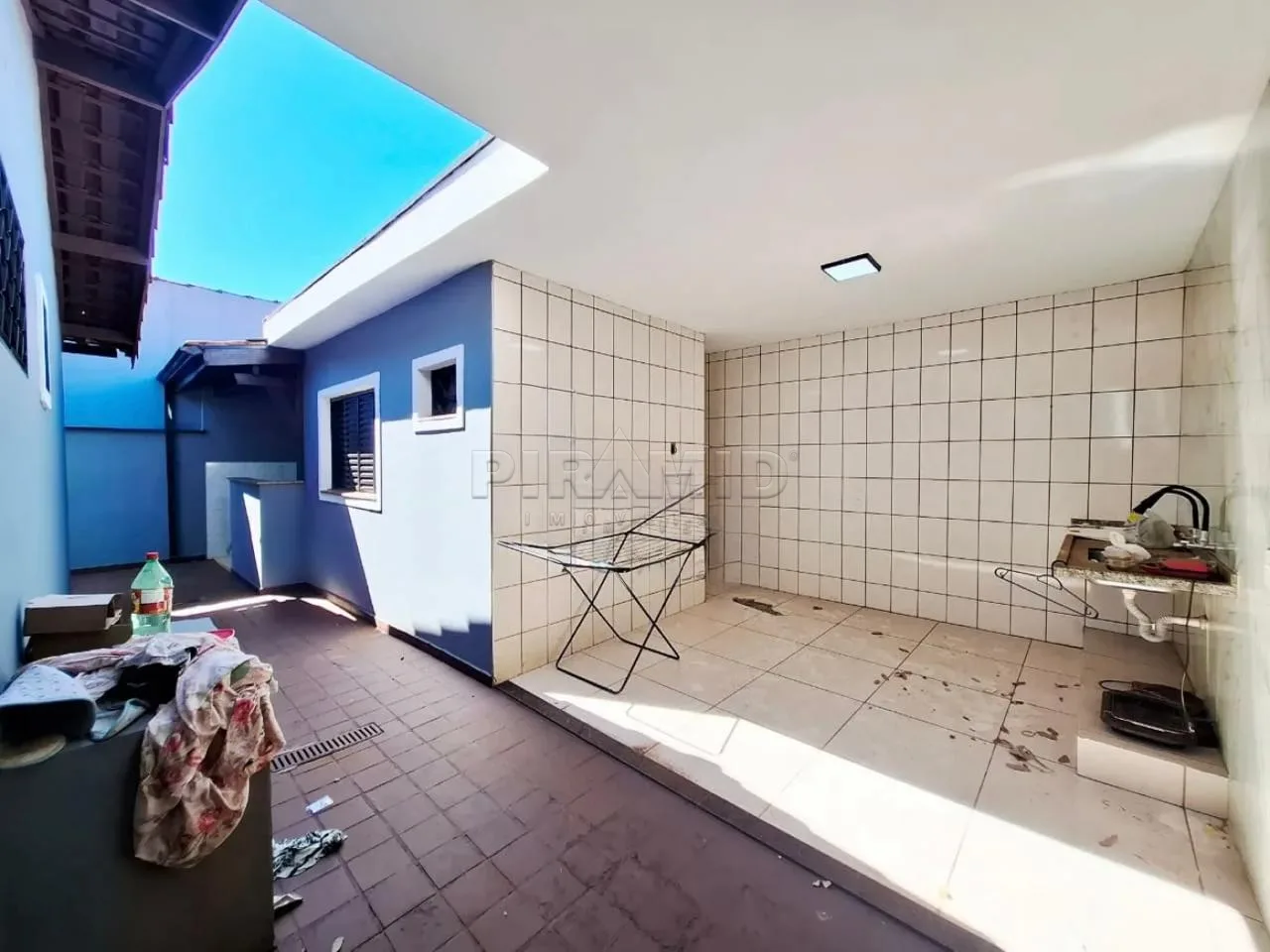 Alugar Casa / Padr&atilde;o em Ribeir&atilde;o Preto R$ 1.800,00 - Foto 17