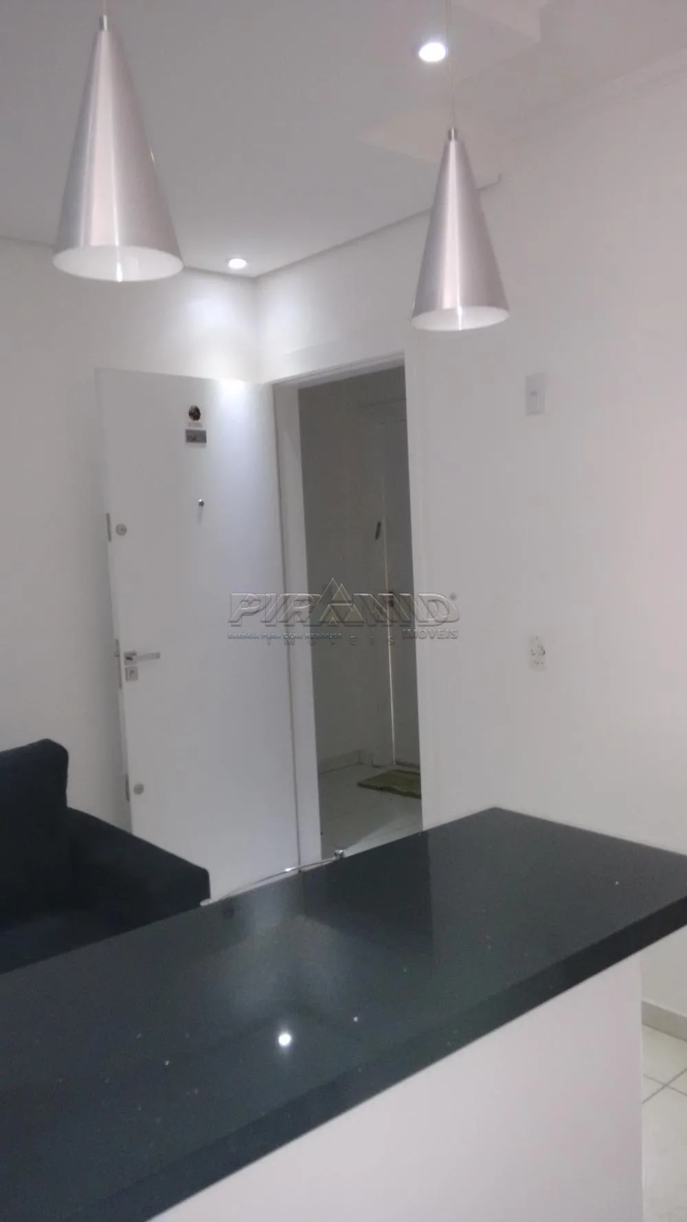 Alugar Apartamento / Padr&atilde;o em Ribeir&atilde;o Preto R$ 1.550,00 - Foto 1