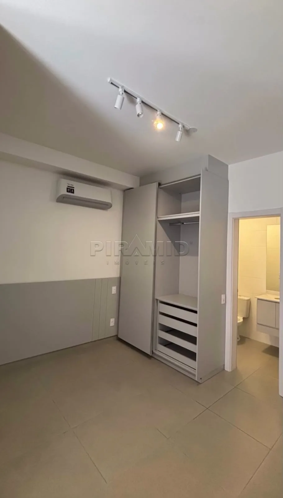 Alugar Apartamento / Padr&atilde;o em Ribeir&atilde;o Preto R$ 2.350,00 - Foto 4