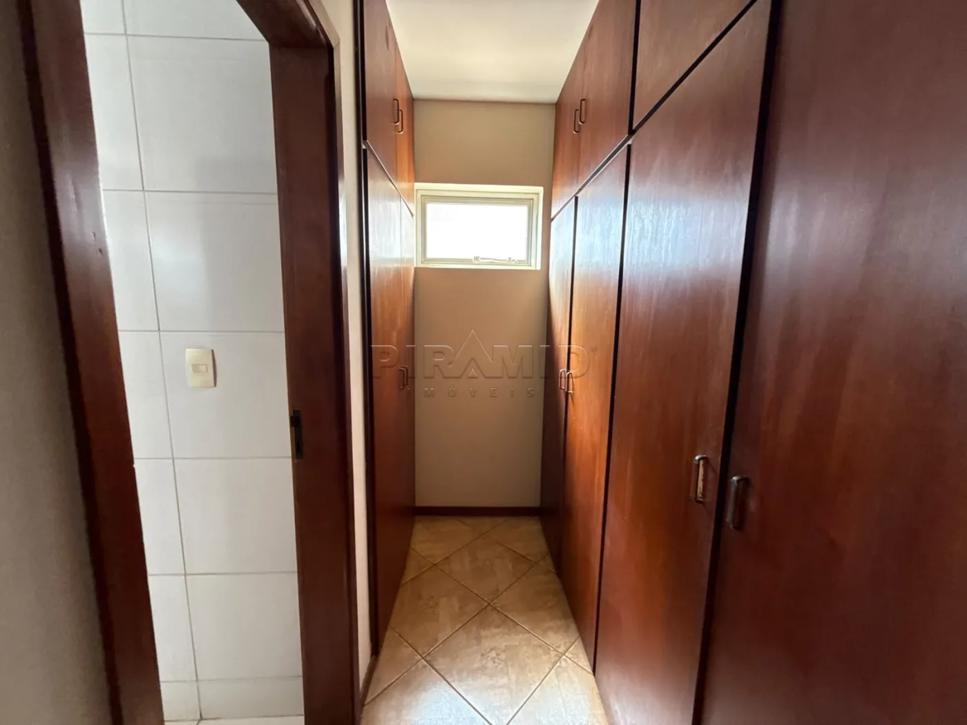 Alugar Apartamento / Padr&atilde;o em Ribeir&atilde;o Preto R$ 2.800,00 - Foto 16