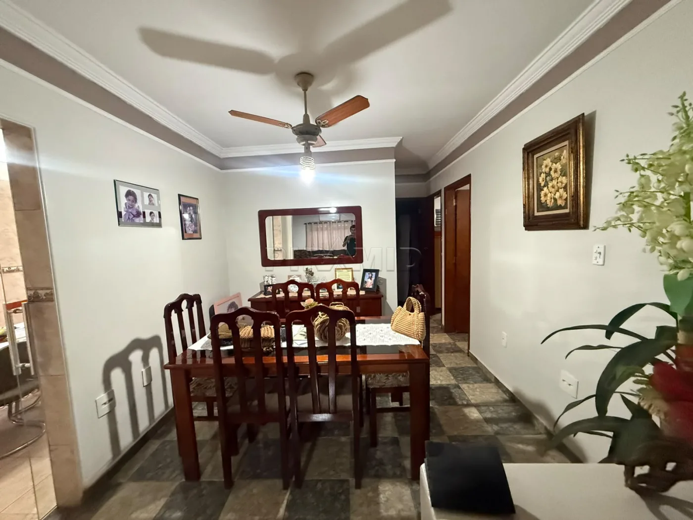 Alugar Casa / Padr&atilde;o em Ribeir&atilde;o Preto R$ 2.500,00 - Foto 3
