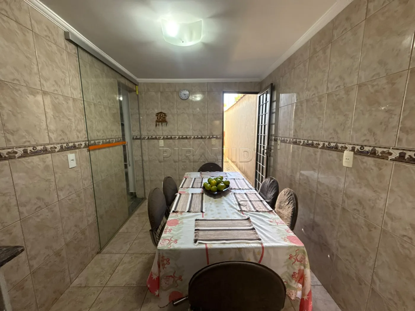 Alugar Casa / Padr&atilde;o em Ribeir&atilde;o Preto R$ 2.500,00 - Foto 6