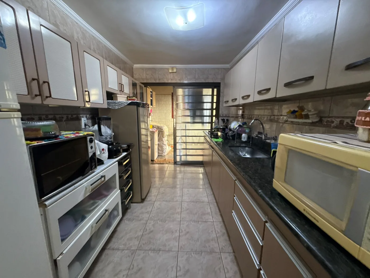 Alugar Casa / Padr&atilde;o em Ribeir&atilde;o Preto R$ 2.500,00 - Foto 9
