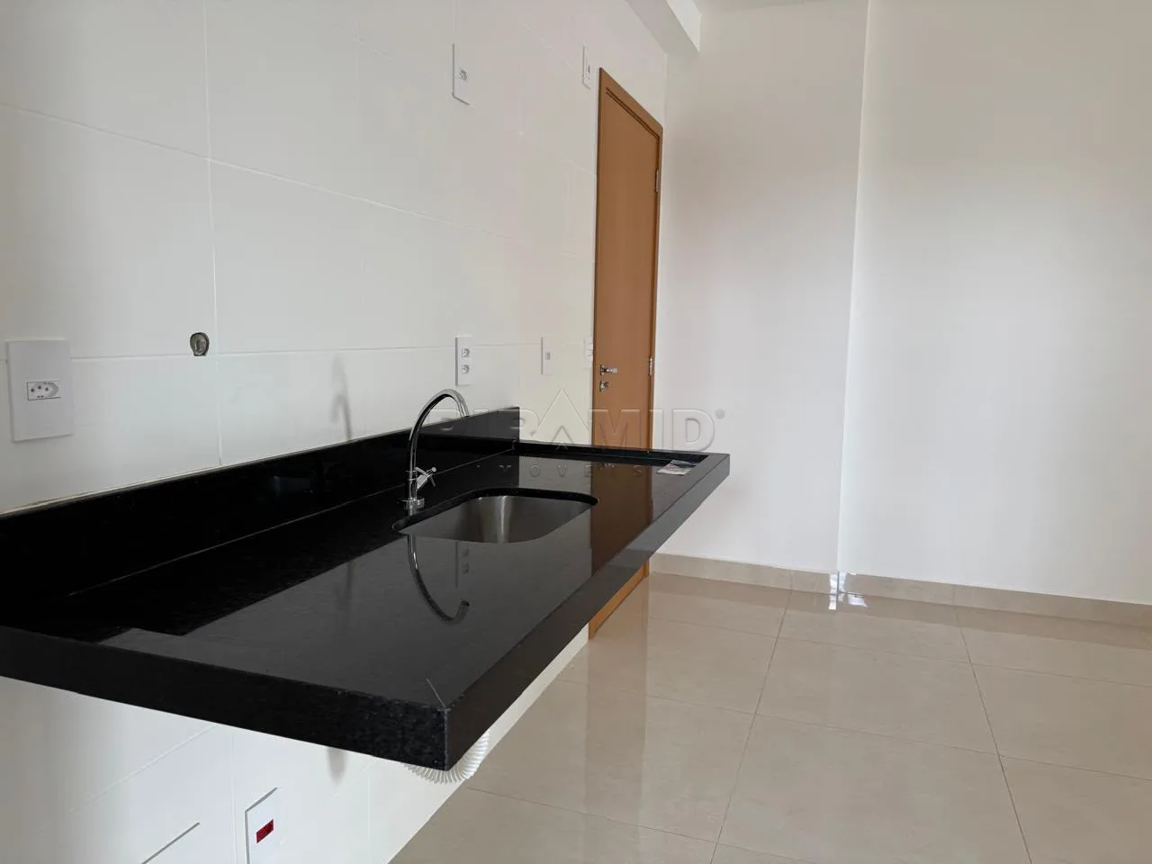 Comprar Apartamento / Padr&atilde;o em Ribeir&atilde;o Preto R$ 540.000,00 - Foto 14