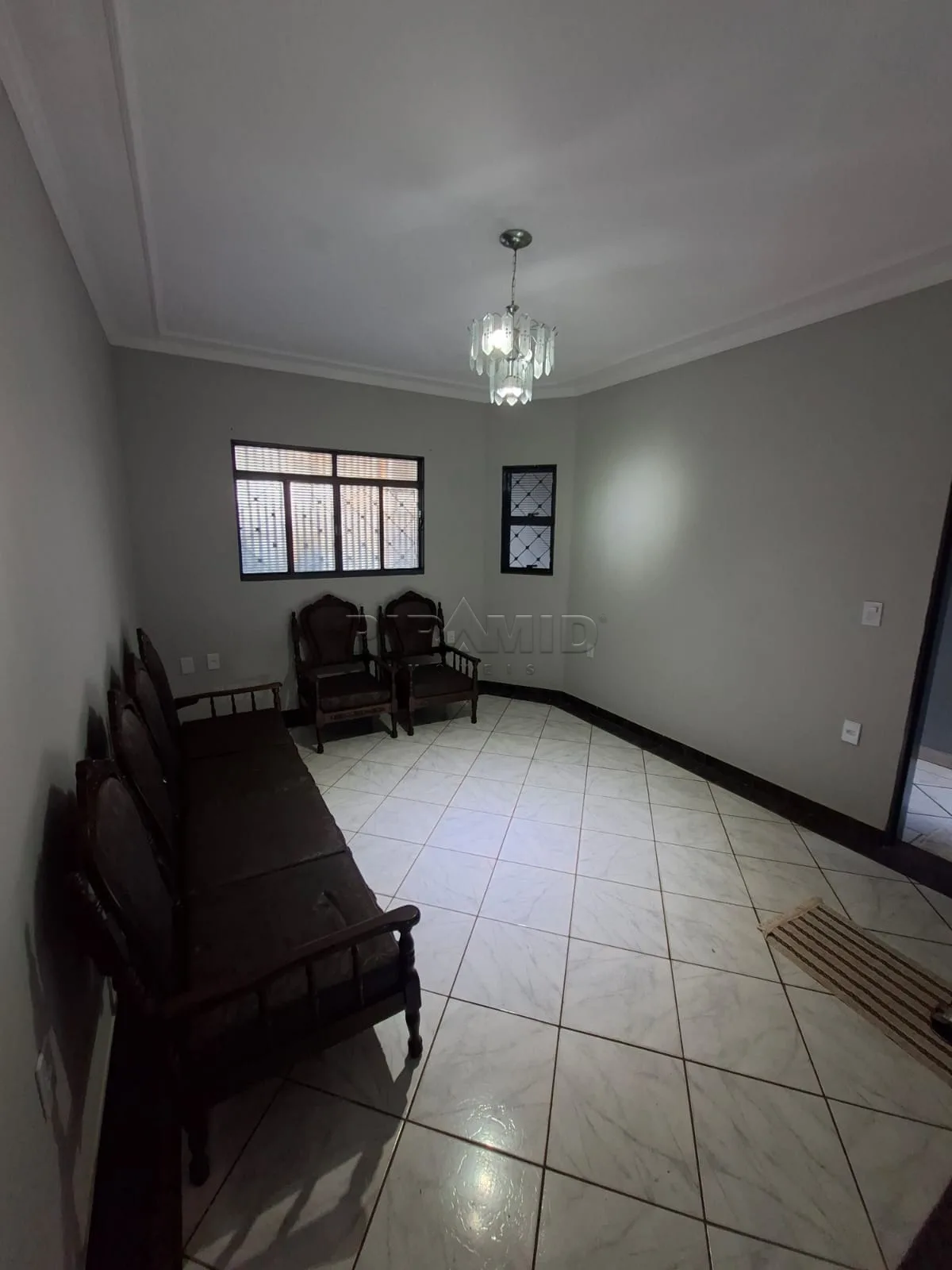 Comprar Casa / Padr&atilde;o em Ribeir&atilde;o Preto R$ 270.000,00 - Foto 3