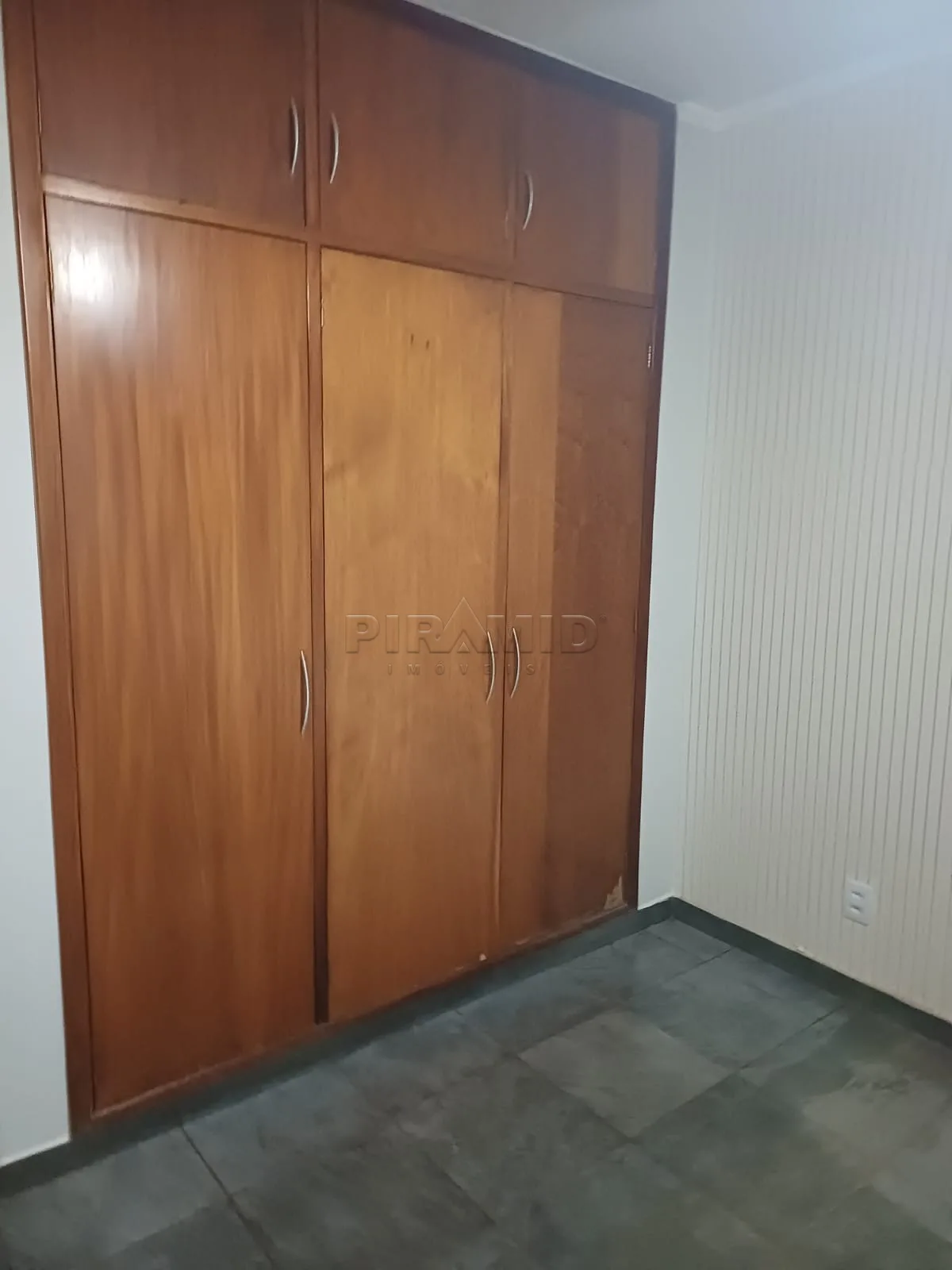 Alugar Apartamento / Padr&atilde;o em Ribeir&atilde;o Preto R$ 1.650,00 - Foto 9