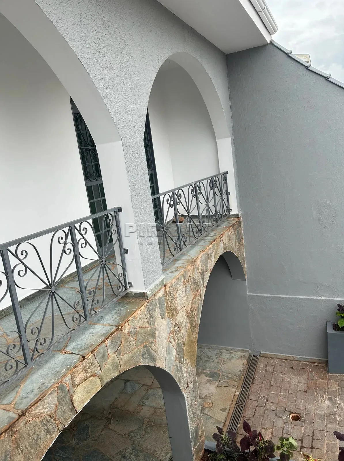 Alugar Casa / Padr&atilde;o em Ribeir&atilde;o Preto R$ 7.800,00 - Foto 2