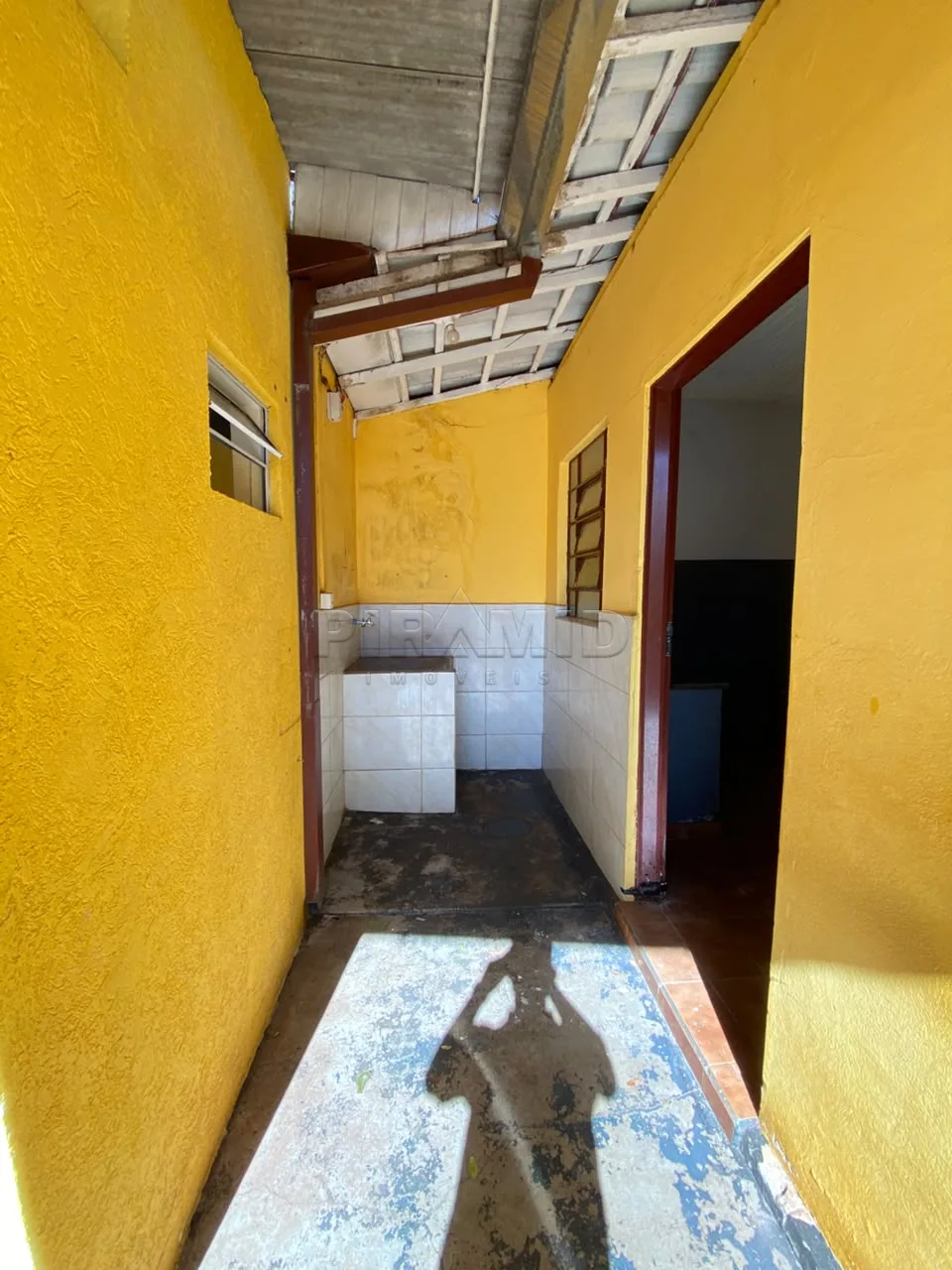 Alugar Casa / Padr&atilde;o em Ribeir&atilde;o Preto R$ 1.100,00 - Foto 7