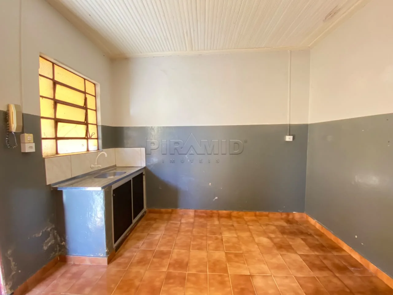 Alugar Casa / Padr&atilde;o em Ribeir&atilde;o Preto R$ 1.100,00 - Foto 8