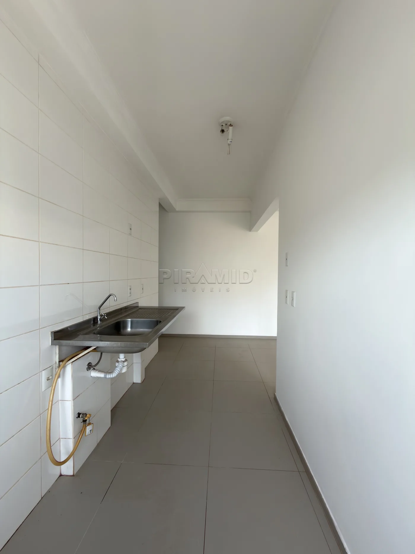 Comprar Apartamento / Padr&atilde;o em Ribeir&atilde;o Preto R$ 295.000,00 - Foto 3