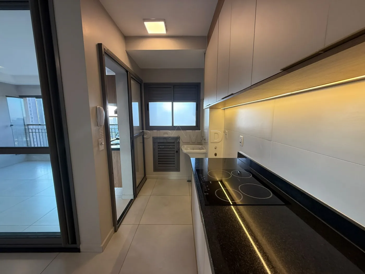Alugar Apartamento / Padr&atilde;o em Ribeir&atilde;o Preto R$ 6.400,00 - Foto 6