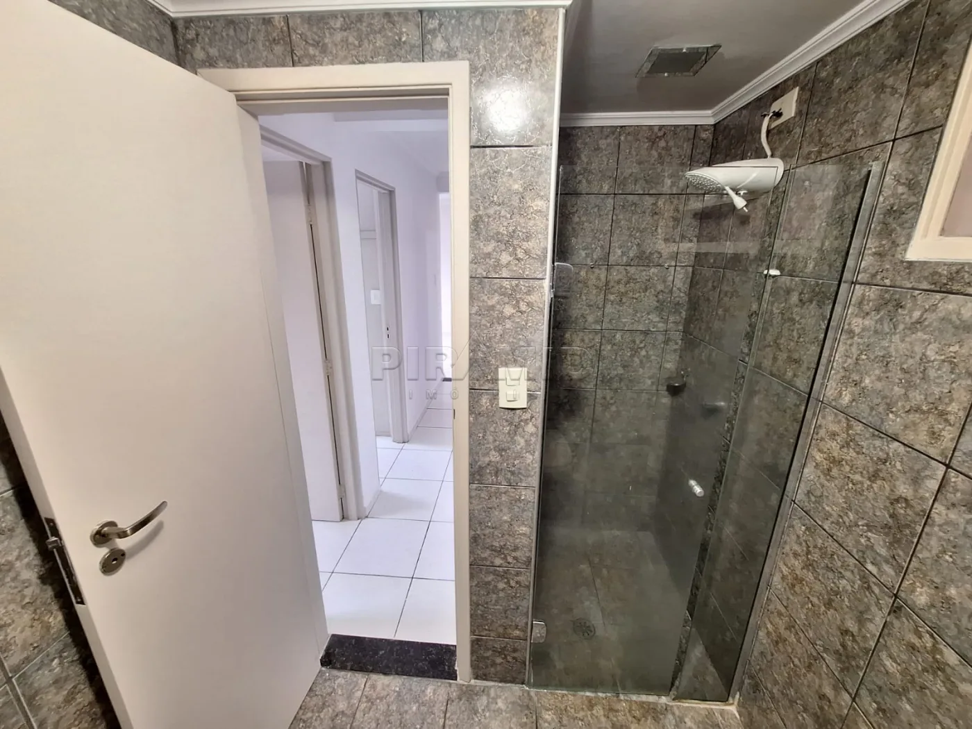Alugar Apartamento / Padr&atilde;o em Ribeir&atilde;o Preto R$ 1.500,00 - Foto 7