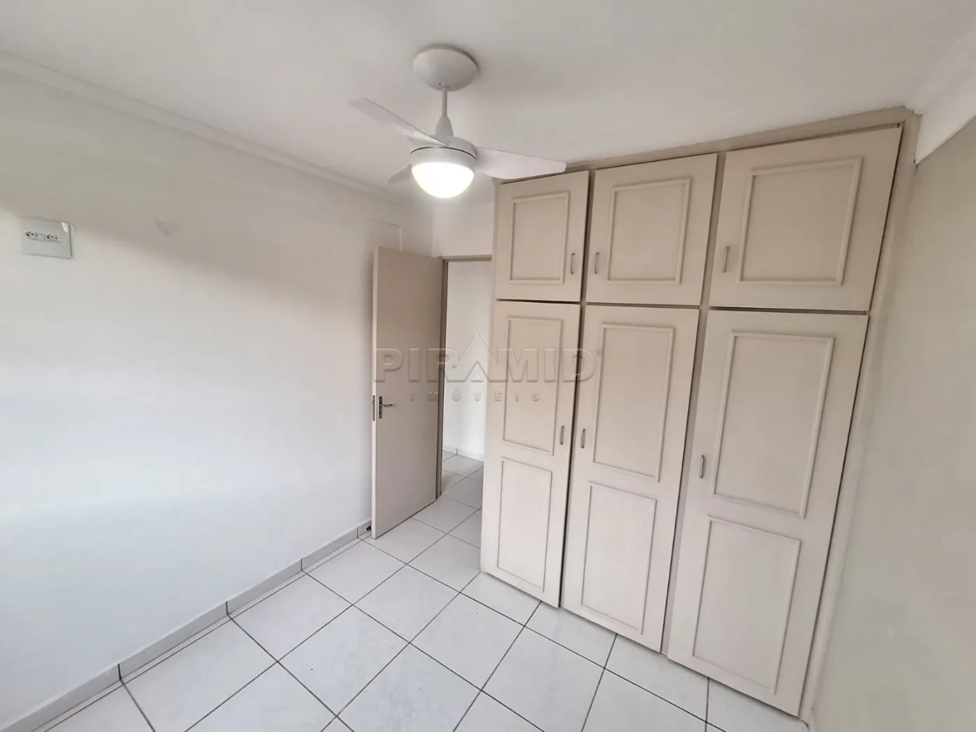 Alugar Apartamento / Padr&atilde;o em Ribeir&atilde;o Preto R$ 1.500,00 - Foto 10