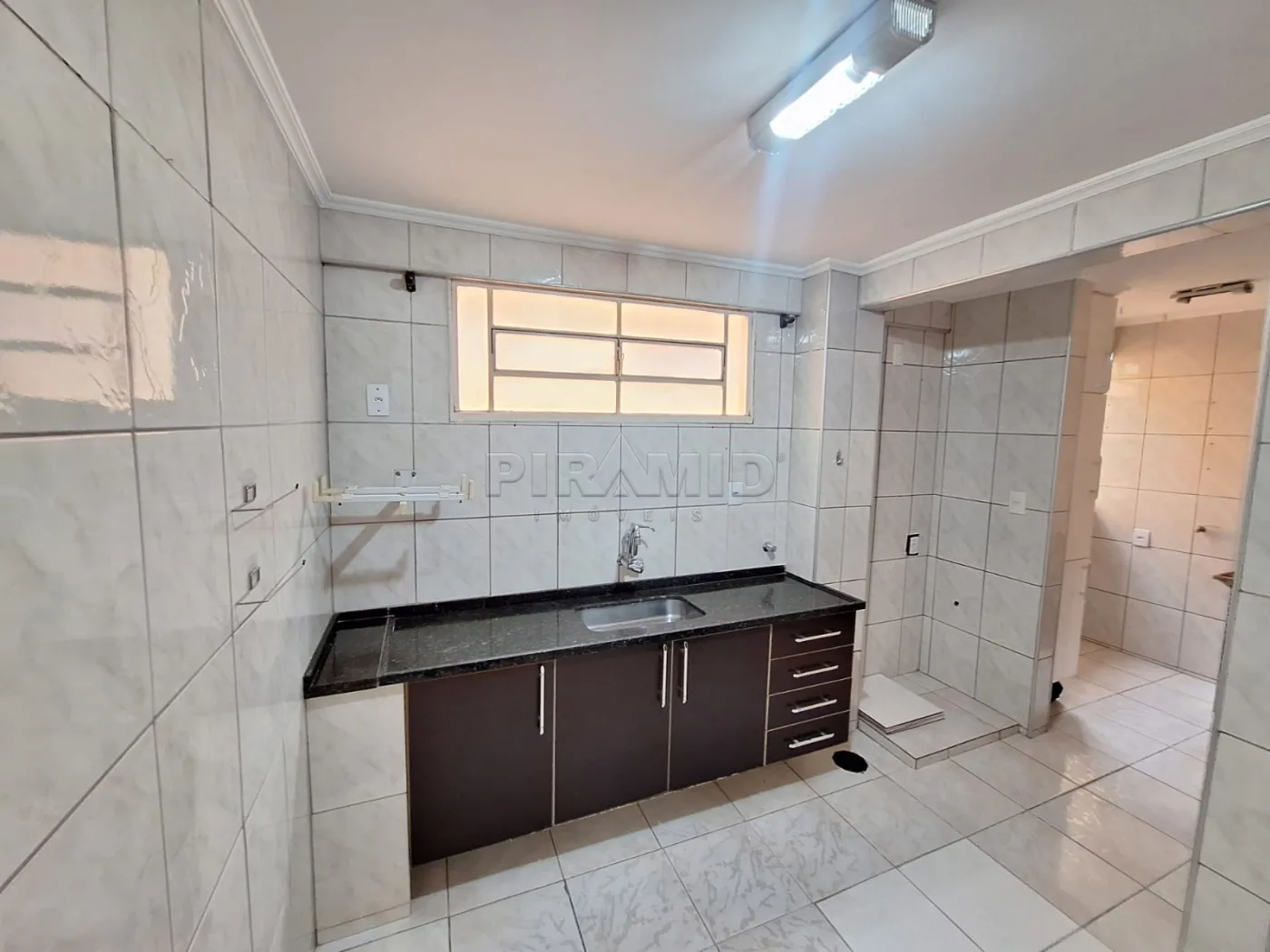 Alugar Apartamento / Padr&atilde;o em Ribeir&atilde;o Preto R$ 1.500,00 - Foto 11