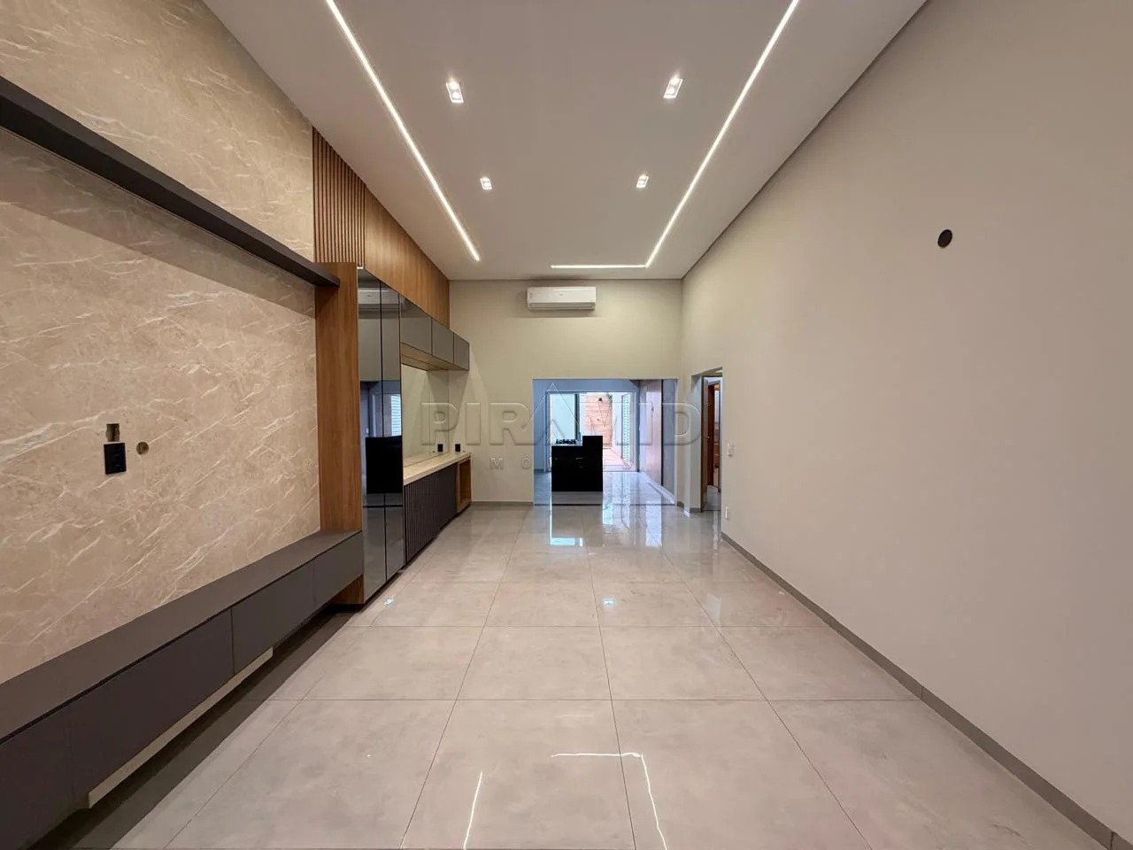 Alugar Casa / Condom&iacute;nio em Ribeir&atilde;o Preto R$ 8.200,00 - Foto 2