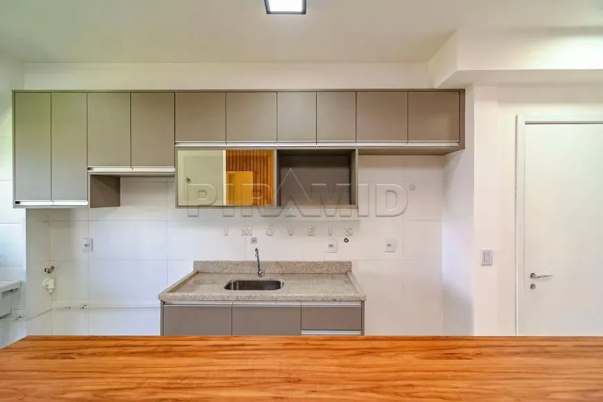Alugar Apartamento / Padr&atilde;o em Ribeir&atilde;o Preto R$ 4.200,00 - Foto 3
