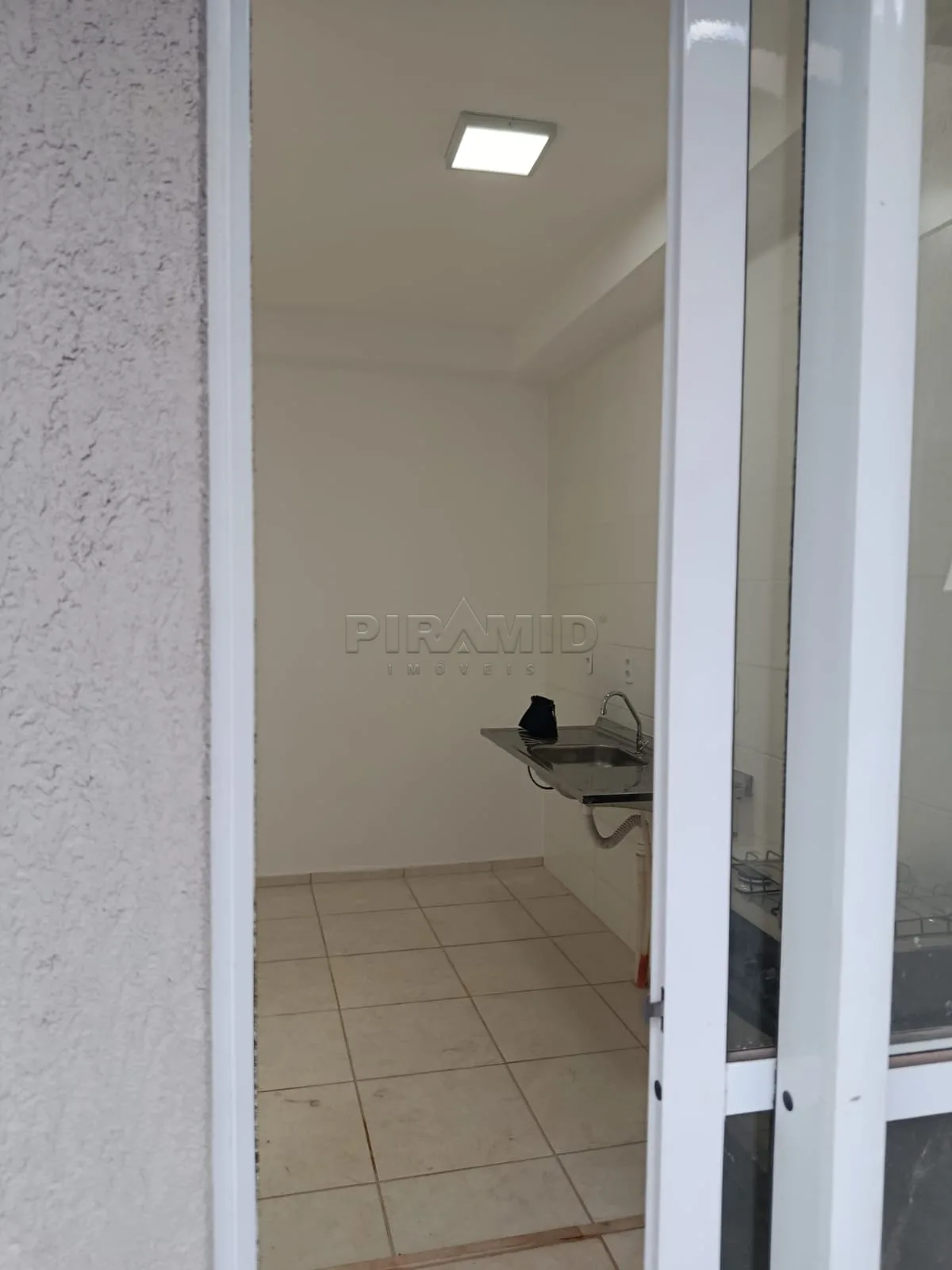 Alugar Apartamento / Padr&atilde;o em Ribeir&atilde;o Preto R$ 2.000,00 - Foto 20