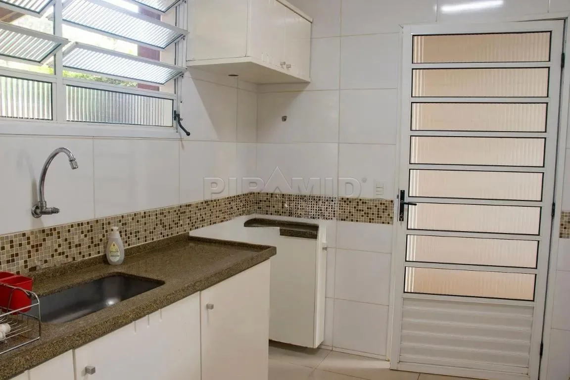 Alugar Casa / Condom&iacute;nio em Ribeir&atilde;o Preto R$ 3.500,00 - Foto 13