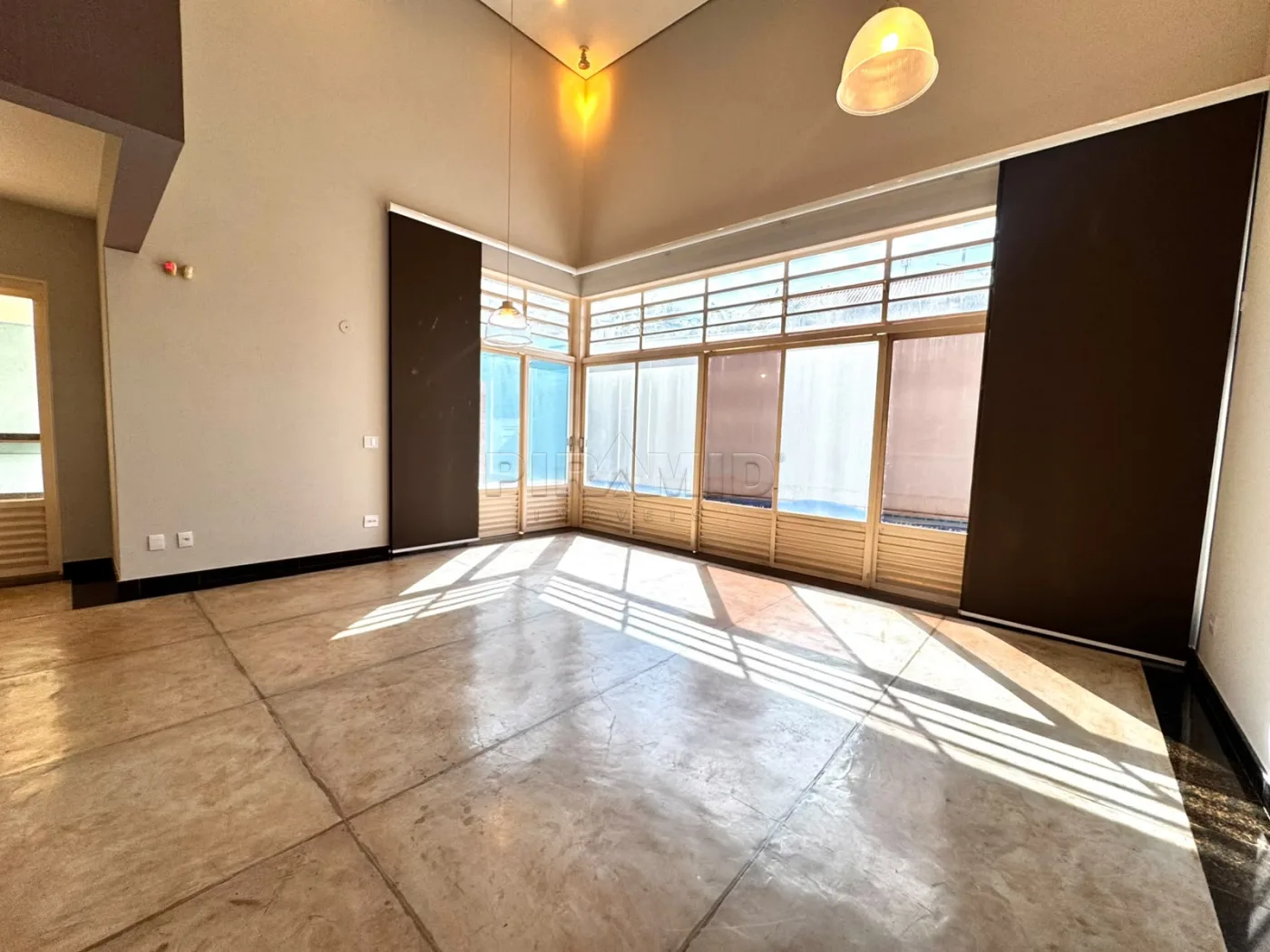 Alugar Casa / Padr&atilde;o em Ribeir&atilde;o Preto R$ 6.000,00 - Foto 3