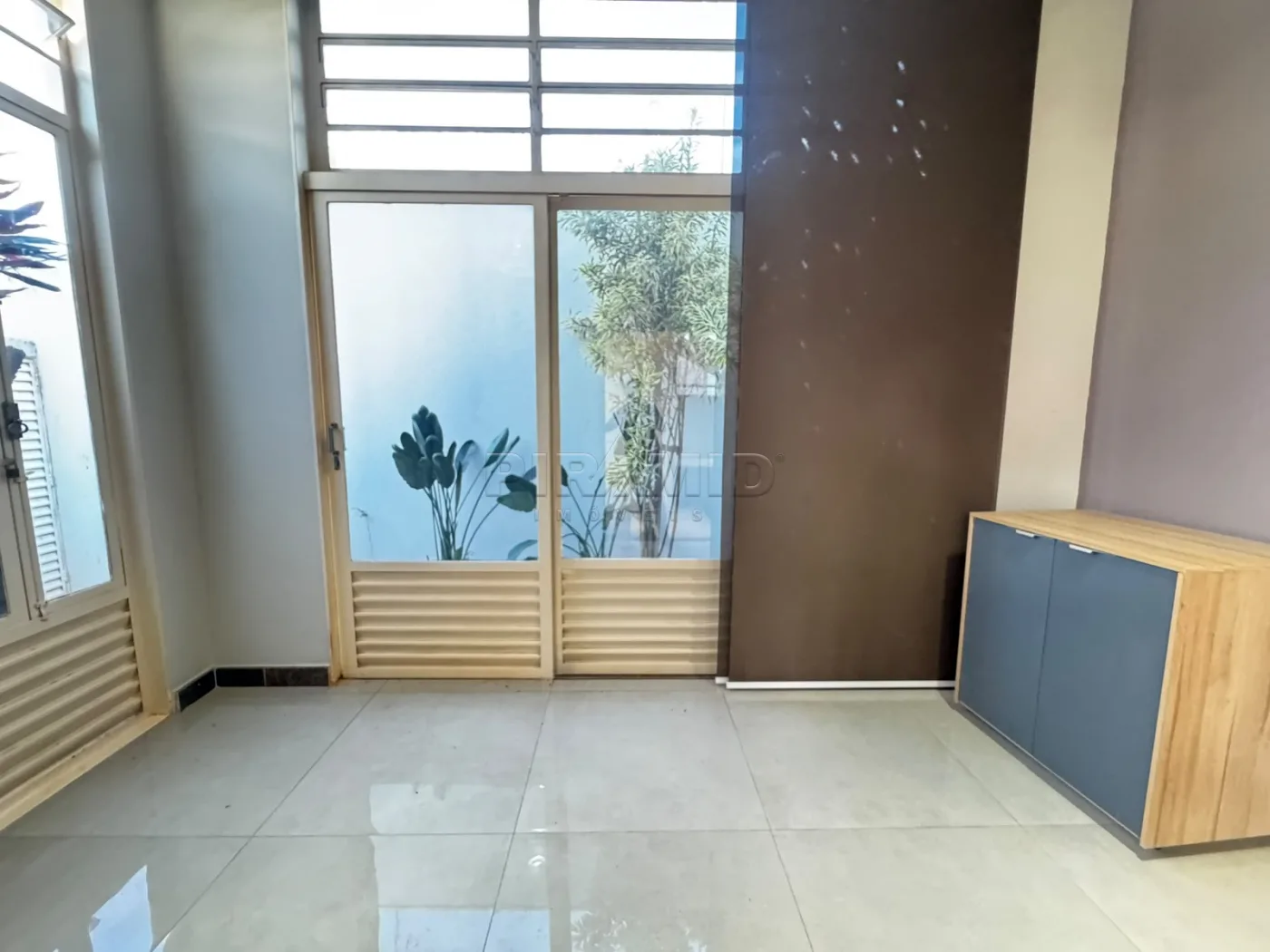 Alugar Casa / Padr&atilde;o em Ribeir&atilde;o Preto R$ 6.000,00 - Foto 6