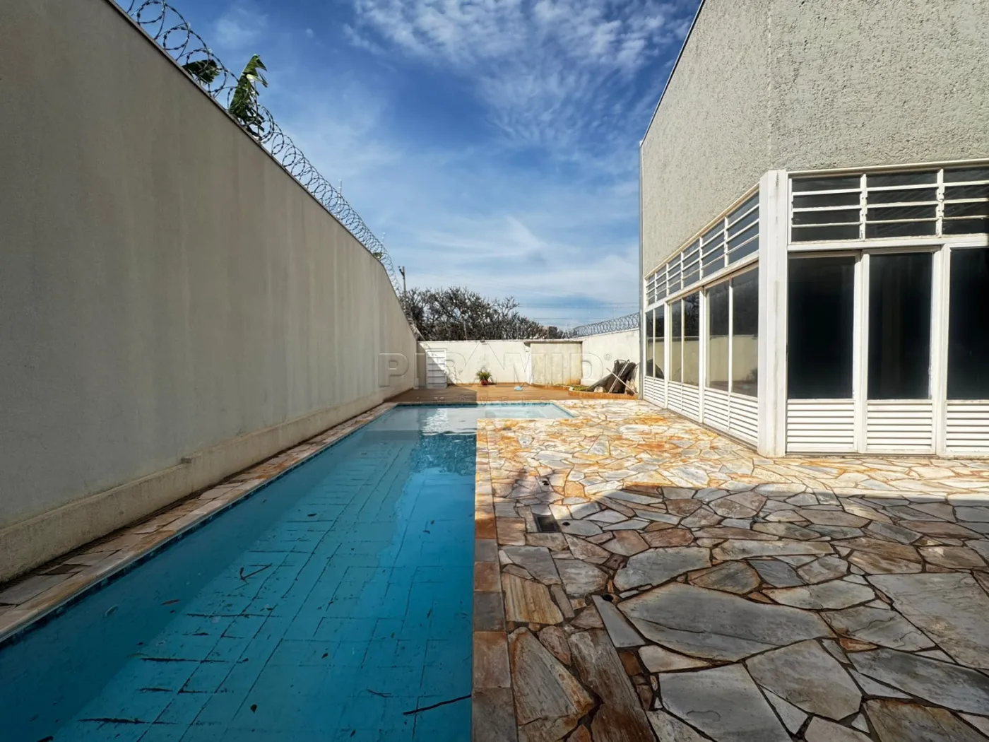 Alugar Casa / Padr&atilde;o em Ribeir&atilde;o Preto R$ 6.000,00 - Foto 20