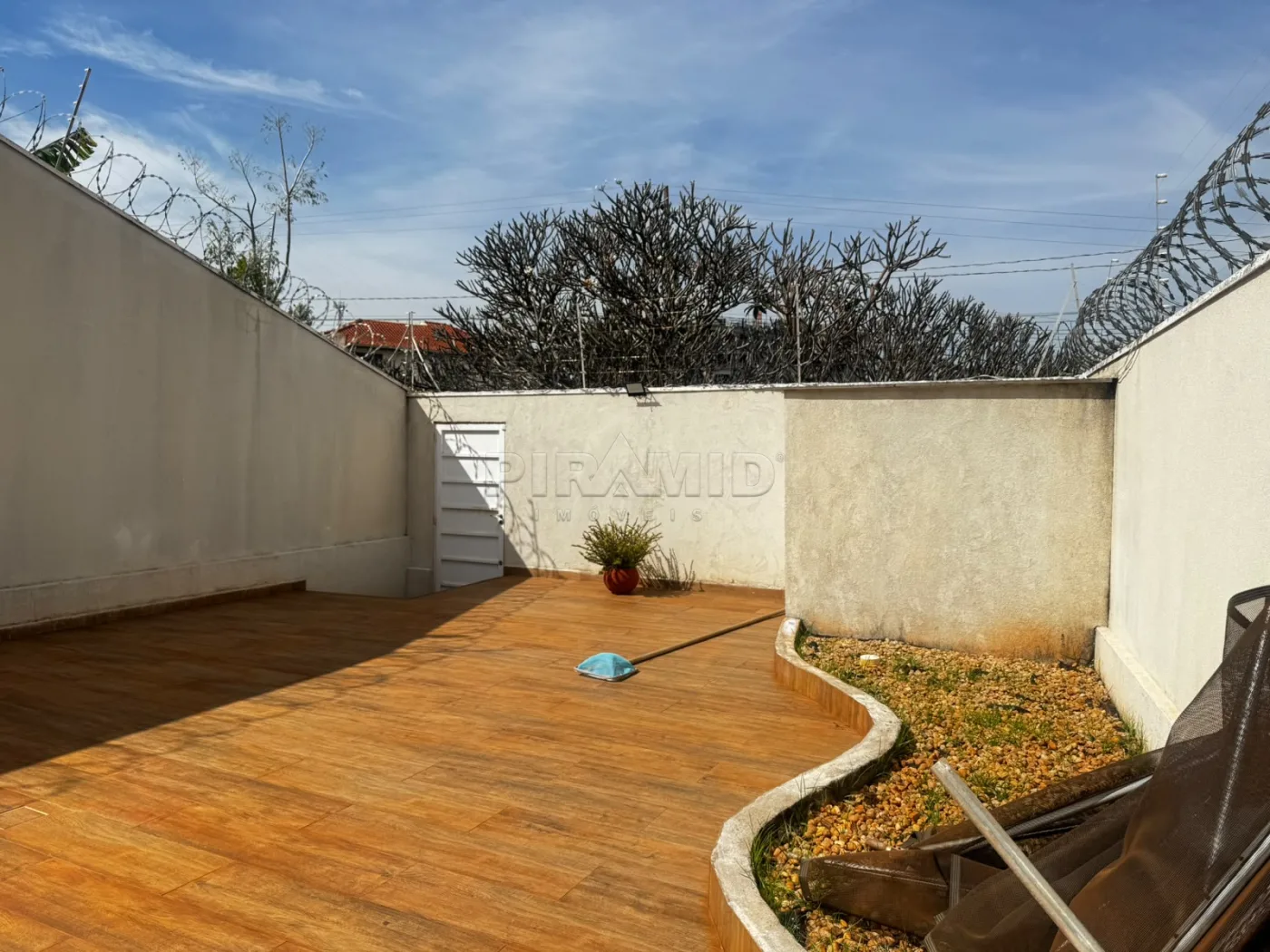 Alugar Casa / Padr&atilde;o em Ribeir&atilde;o Preto R$ 6.000,00 - Foto 25