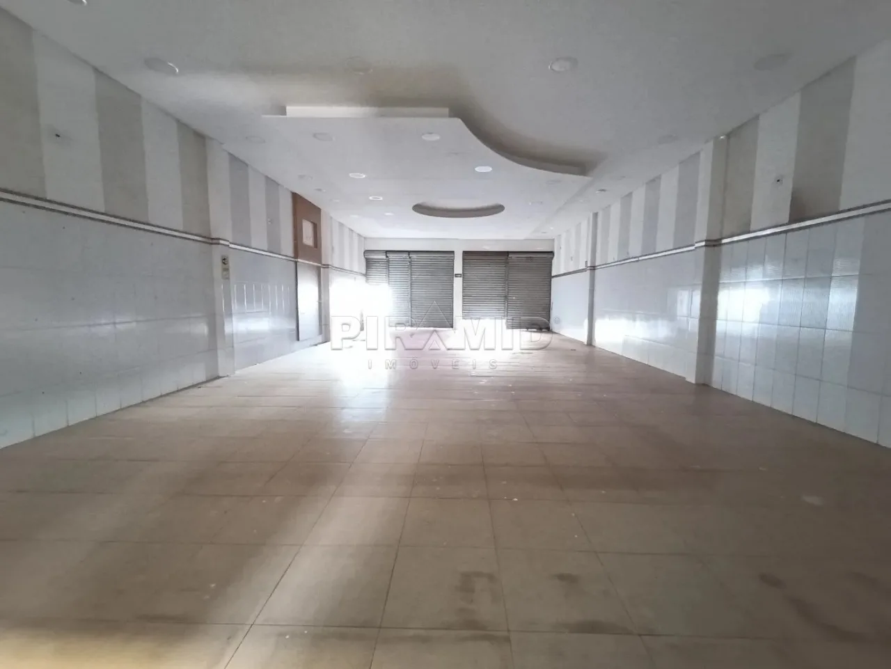 Alugar Comercial / Sal&atilde;o em Ribeir&atilde;o Preto R$ 8.000,00 - Foto 2