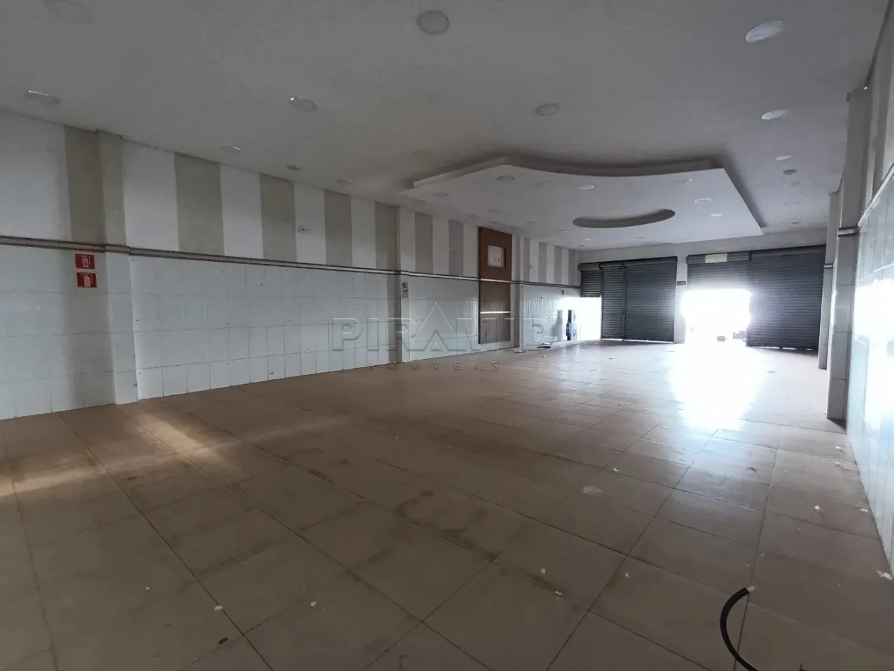 Alugar Comercial / Sal&atilde;o em Ribeir&atilde;o Preto R$ 8.000,00 - Foto 3